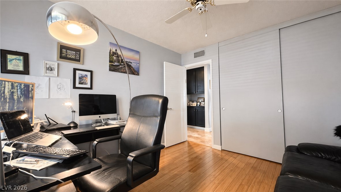 4690 Freshwater Drive Las Vegas NV 89103