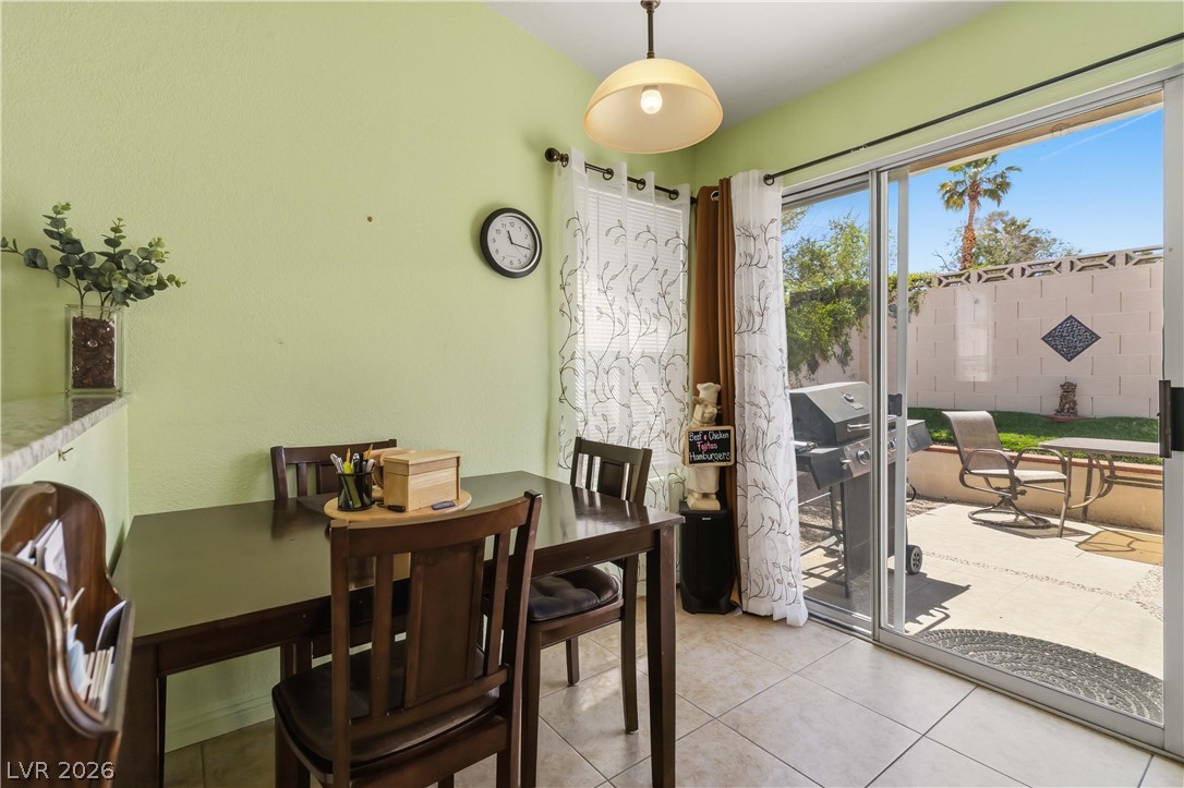 6621 Castor Tree Way Las Vegas NV 89108