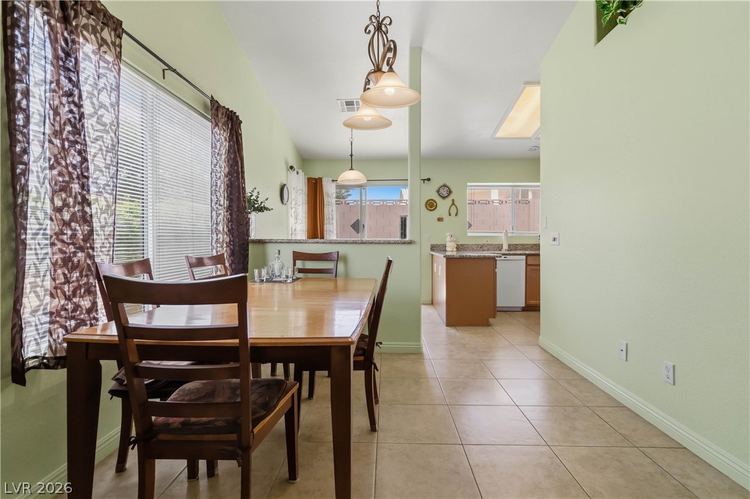 6621 Castor Tree Way Las Vegas NV 89108