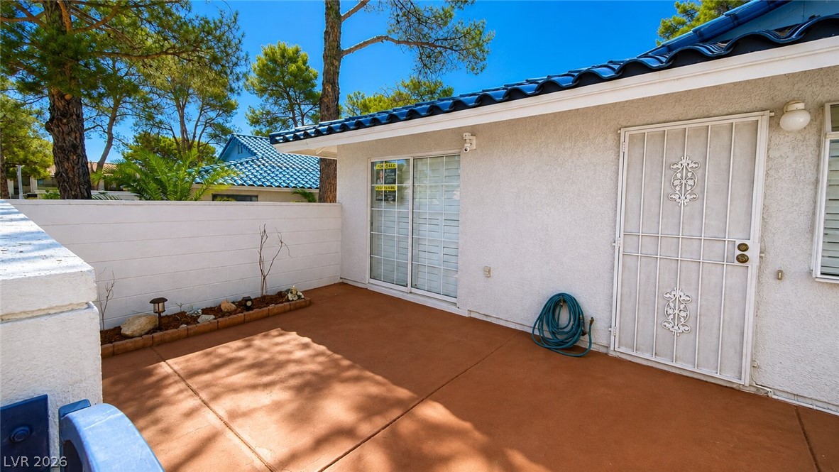 2140 Petersham Court B Las Vegas NV 89108