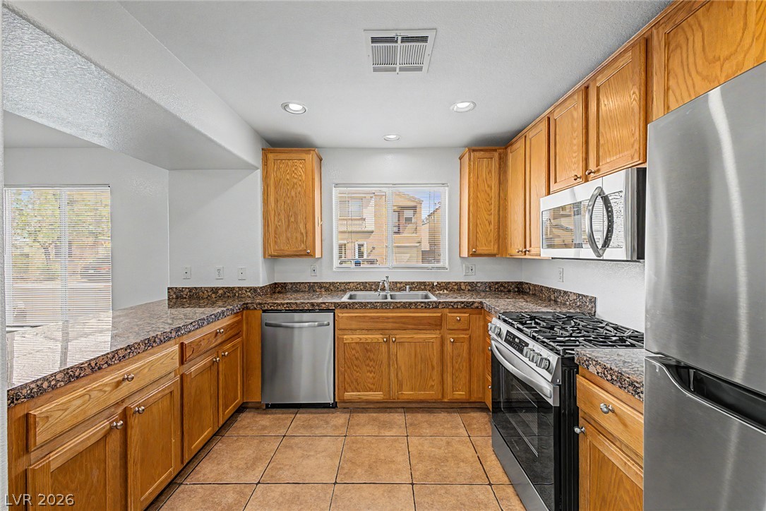 6921 Graceful Cloud Avenue Henderson NV 89011