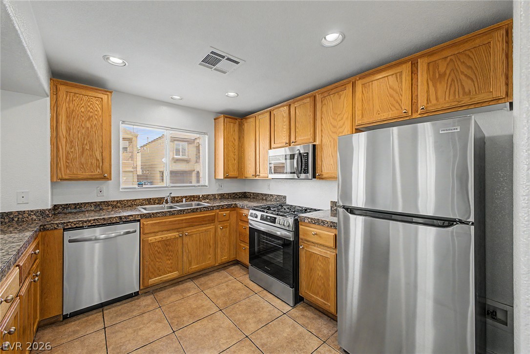 6921 Graceful Cloud Avenue Henderson NV 89011