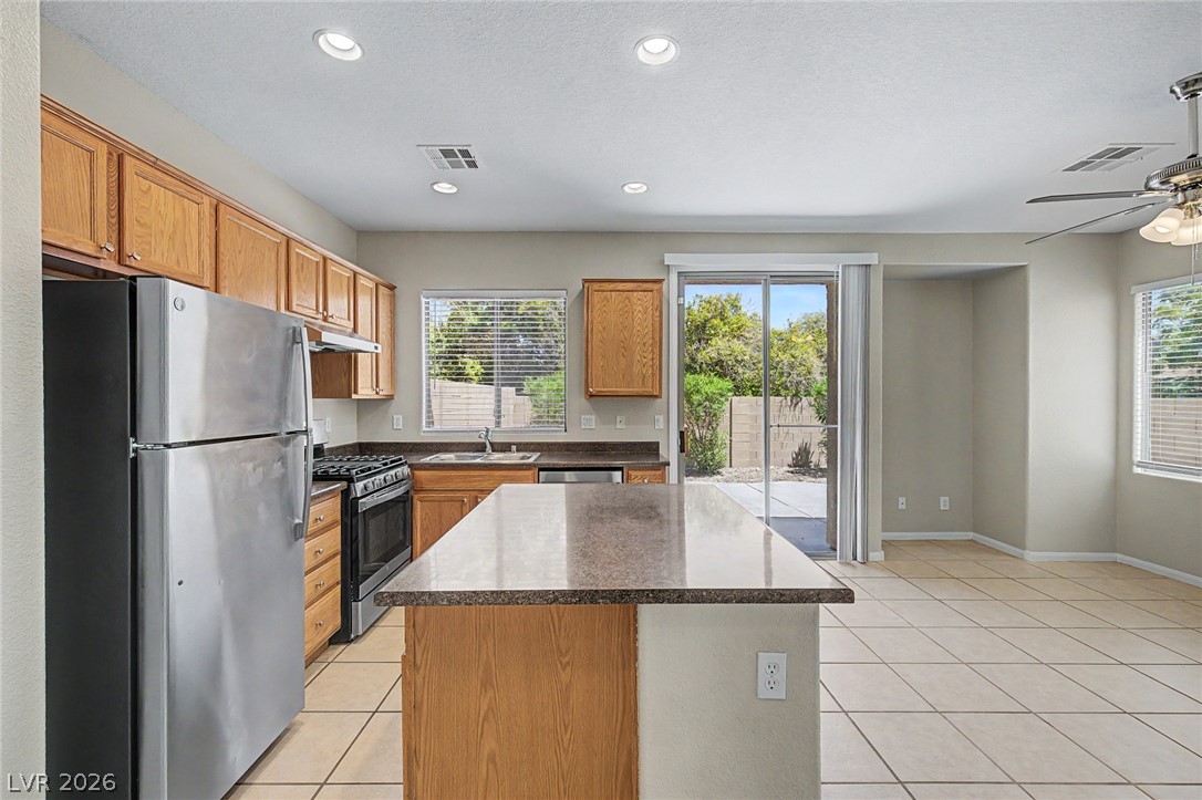 8284 Harvest Spring Place Las Vegas NV 89143