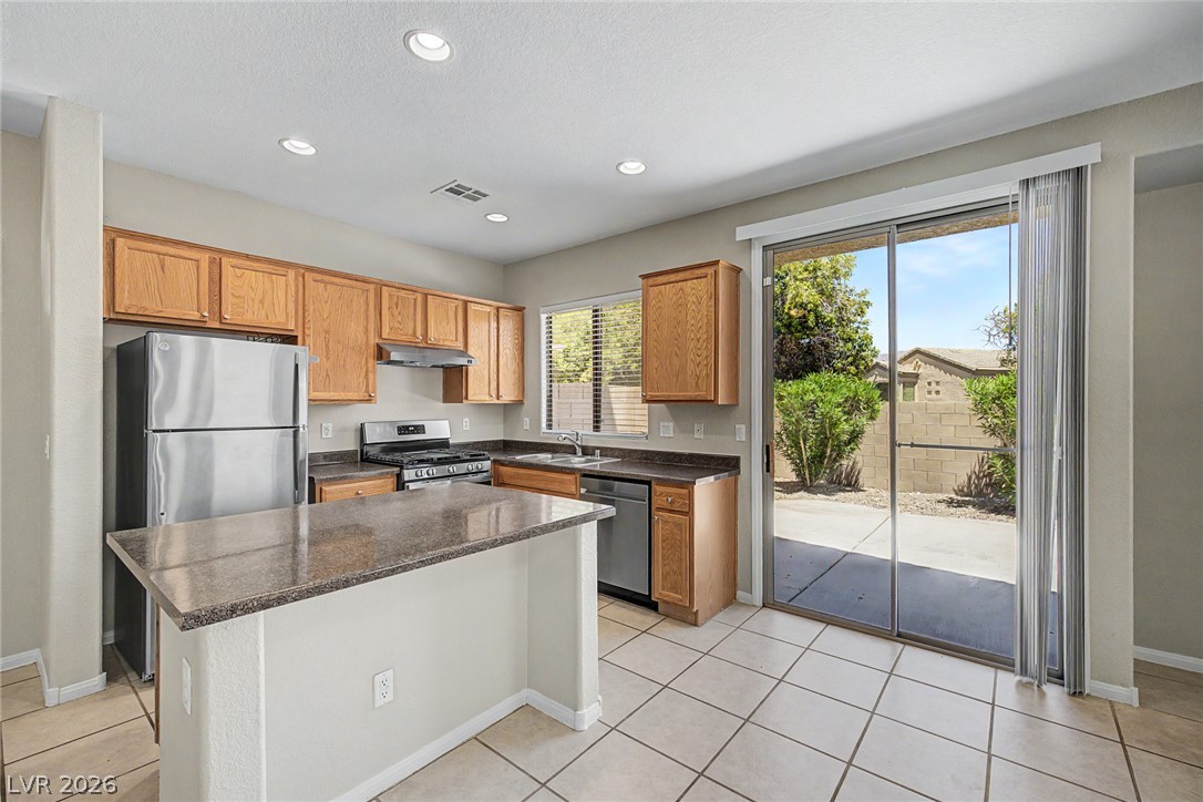 8284 Harvest Spring Place Las Vegas NV 89143