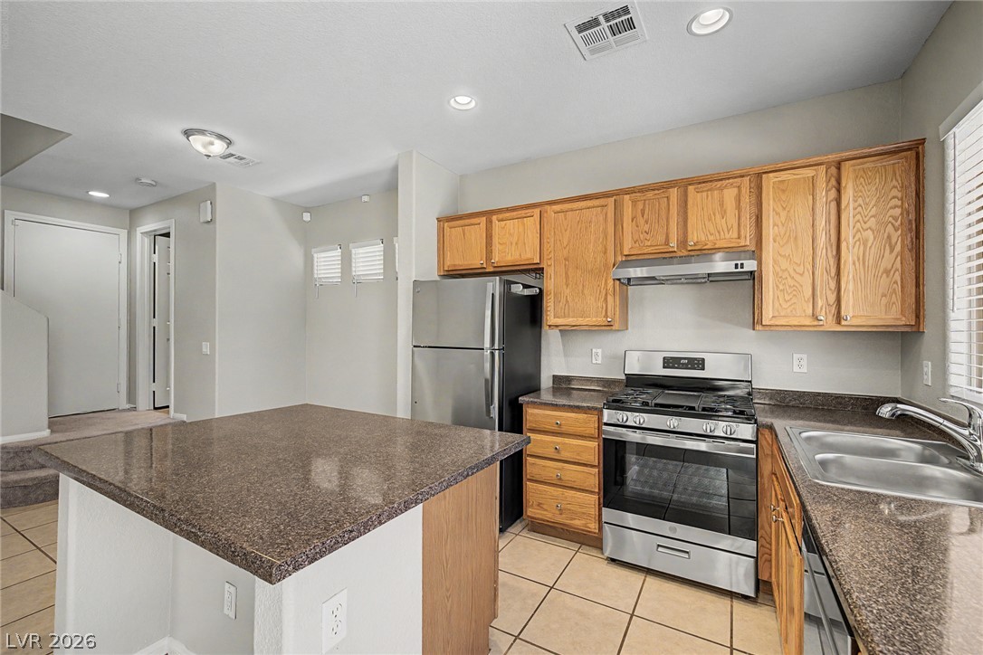 8284 Harvest Spring Place Las Vegas NV 89143