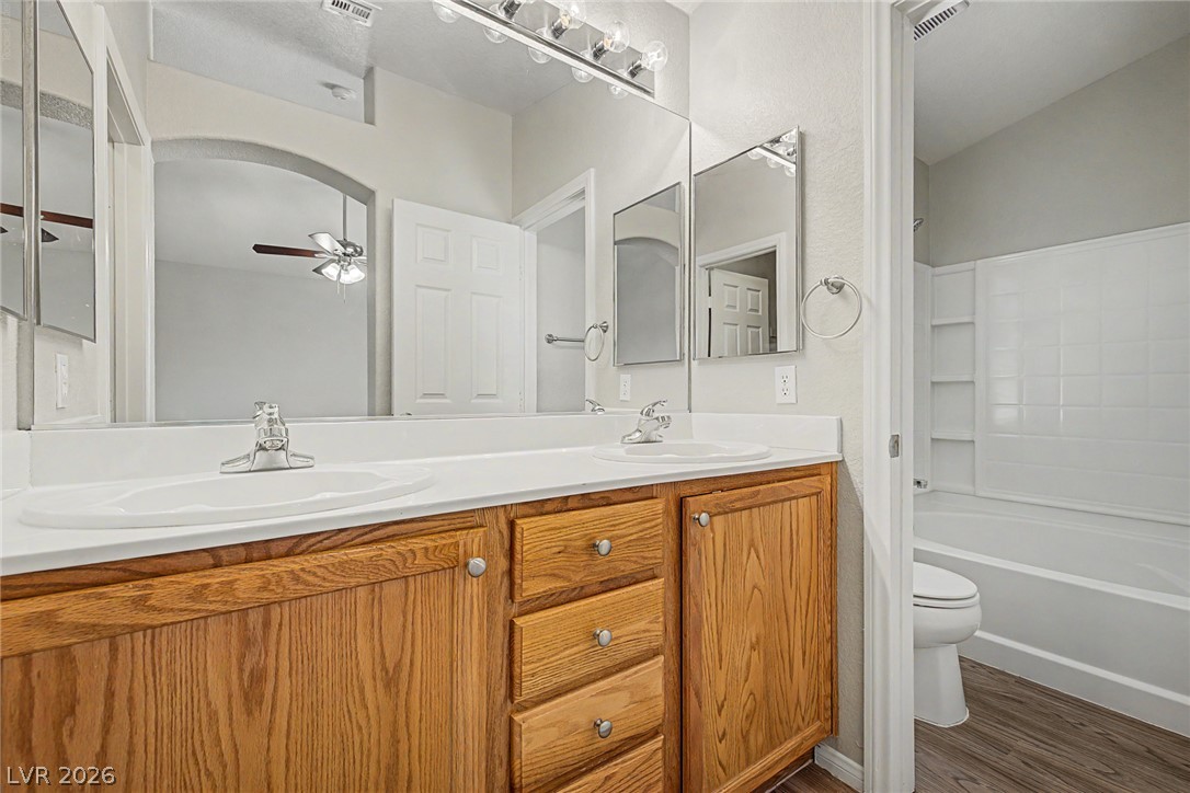 8284 Harvest Spring Place Las Vegas NV 89143