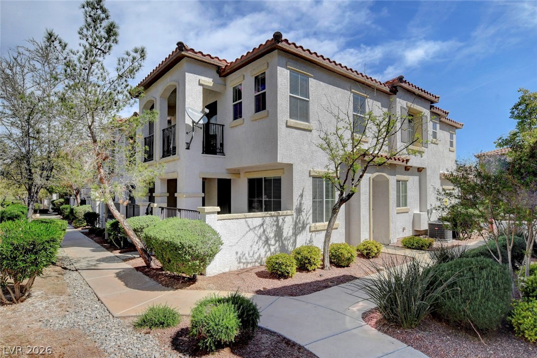 1525 Spiced Wine Avenue 10101 Henderson NV 89074