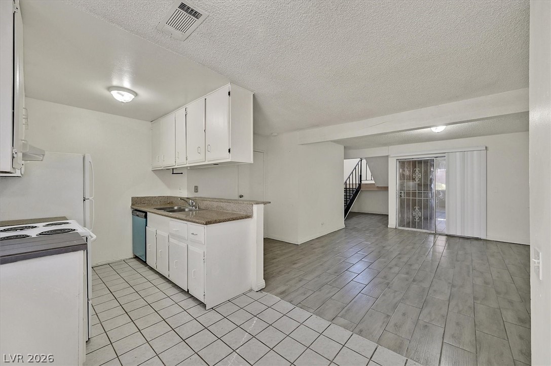 2236 East Desert Inn Road Las Vegas NV 89169