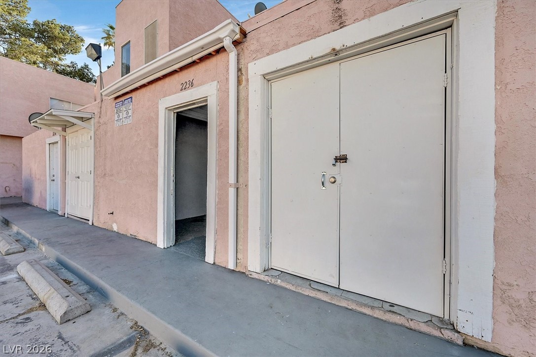 2236 East Desert Inn Road Las Vegas NV 89169