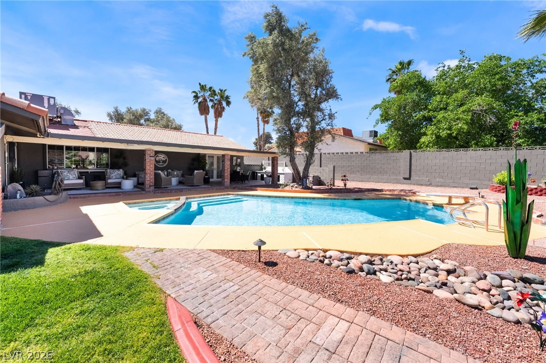 6540 Laredo Street Las Vegas NV 89146