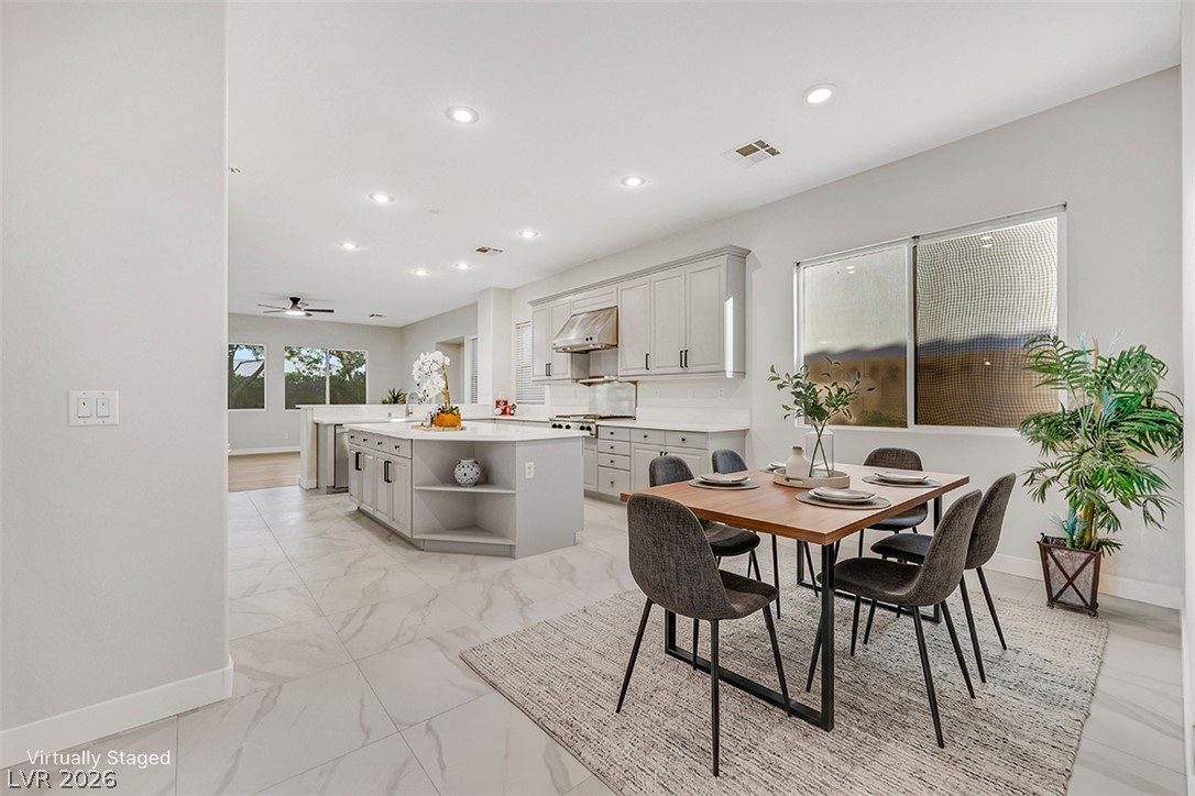 7970 Carson Creek Street Las Vegas NV 89113