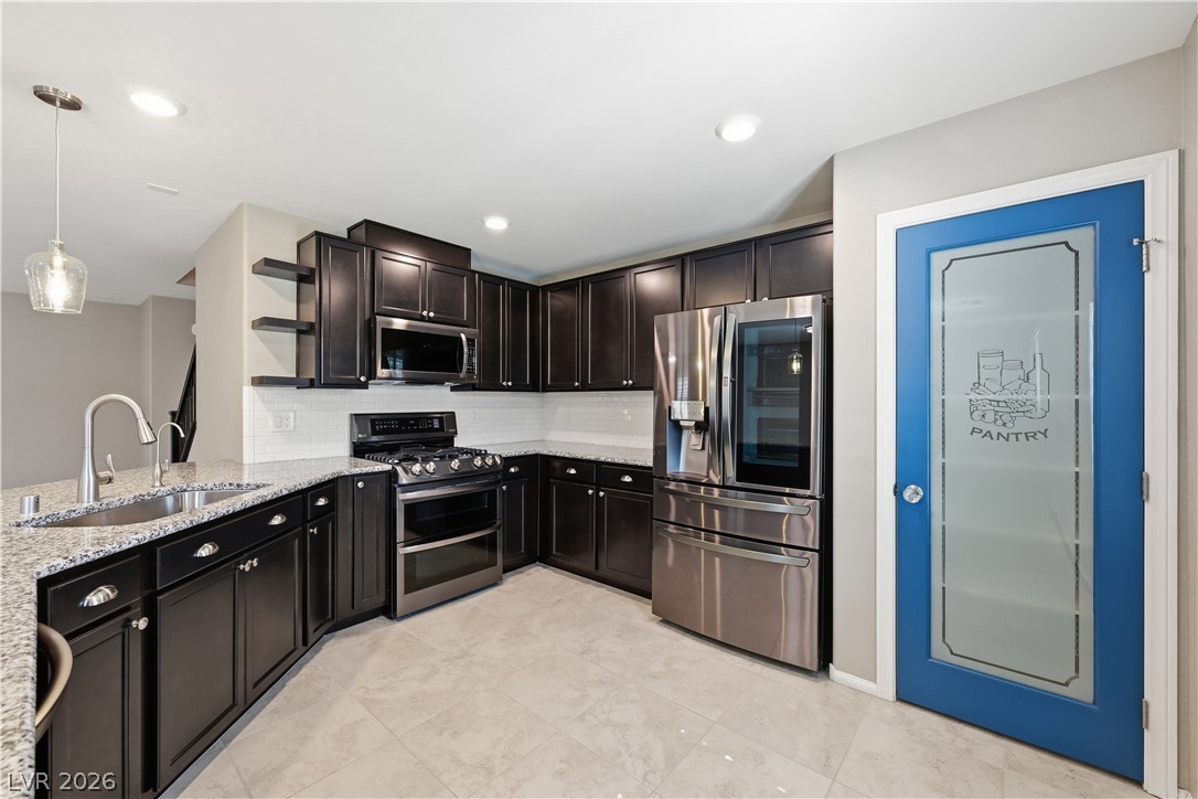 7910 Brookside Falls Court Las Vegas NV 89166