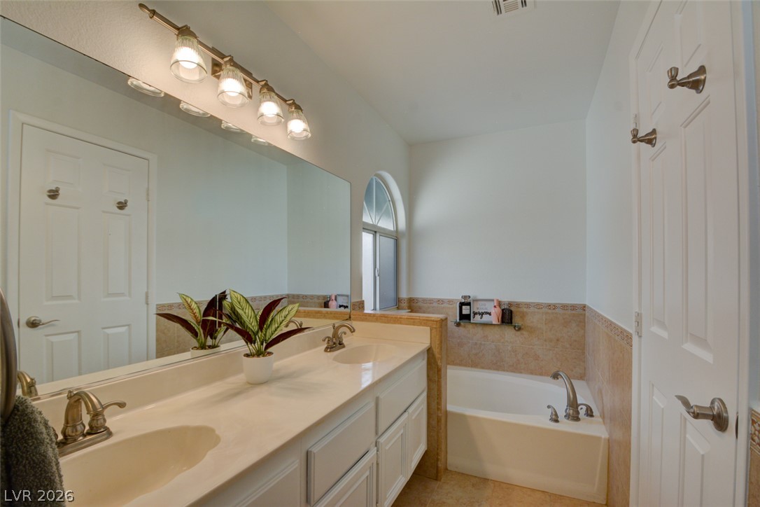 2729 Pinewood Avenue Henderson NV 89074