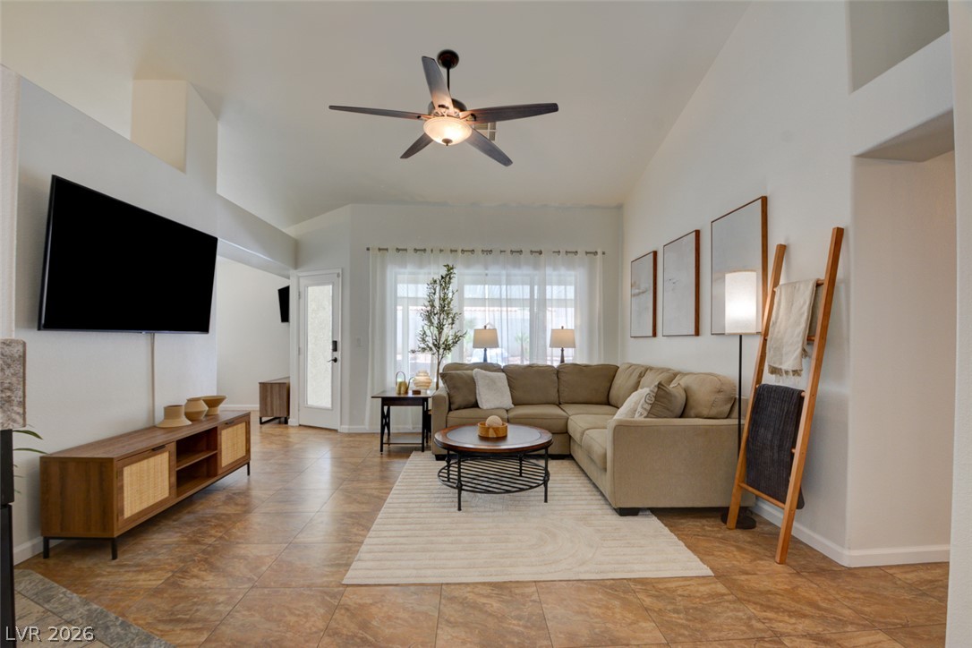 2729 Pinewood Avenue Henderson NV 89074
