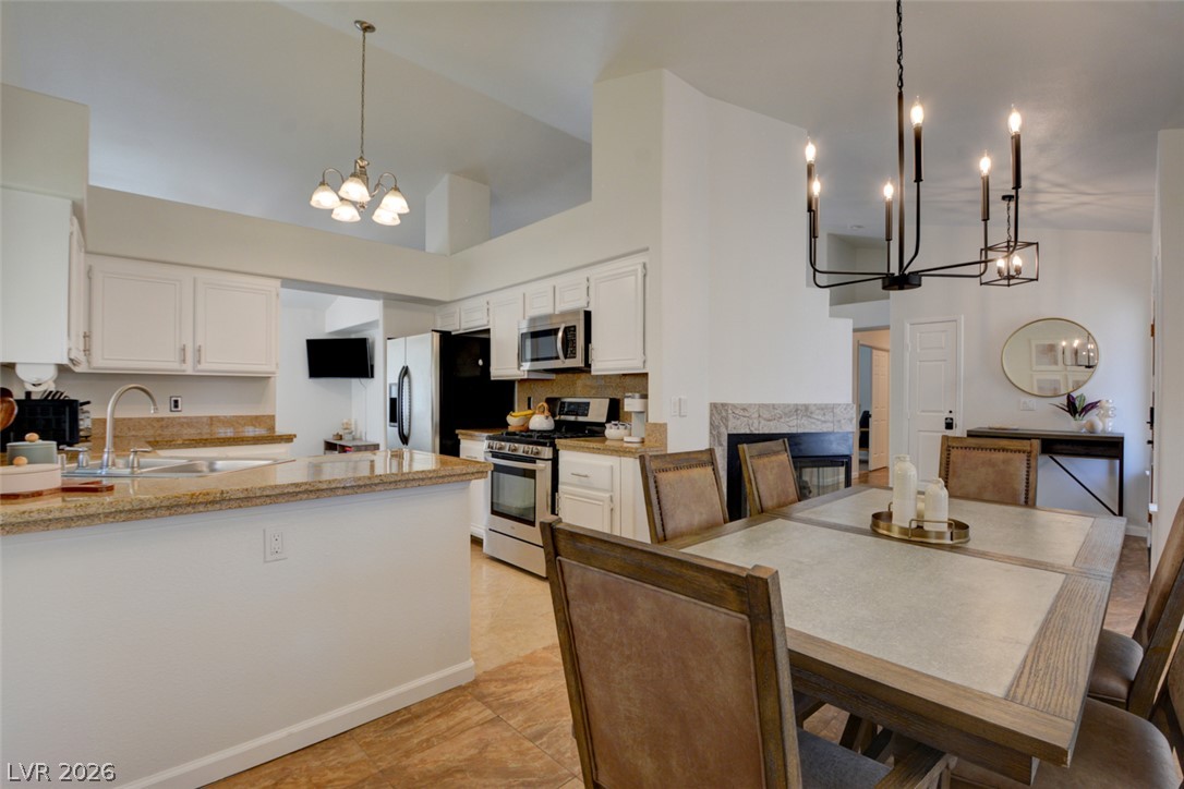 2729 Pinewood Avenue Henderson NV 89074