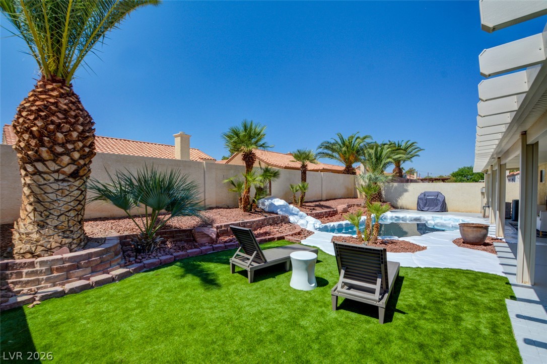 2729 Pinewood Avenue Henderson NV 89074