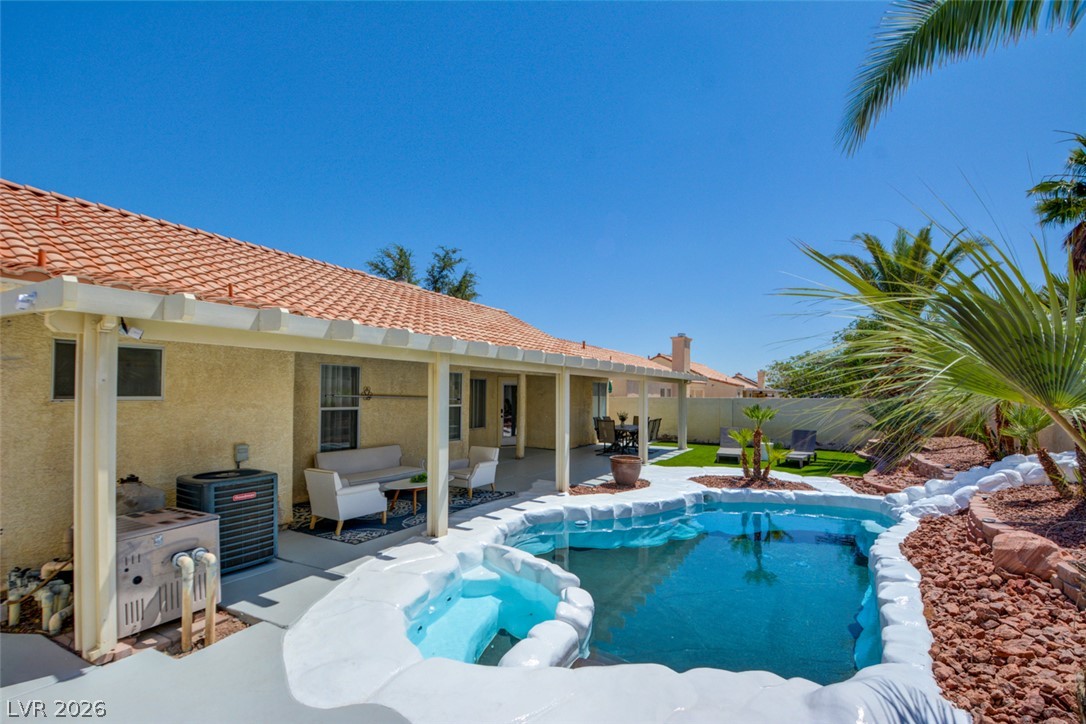 2729 Pinewood Avenue Henderson NV 89074