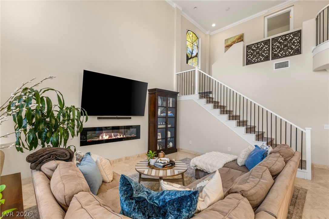 9313 Queen Charlotte Drive Las Vegas NV 89145