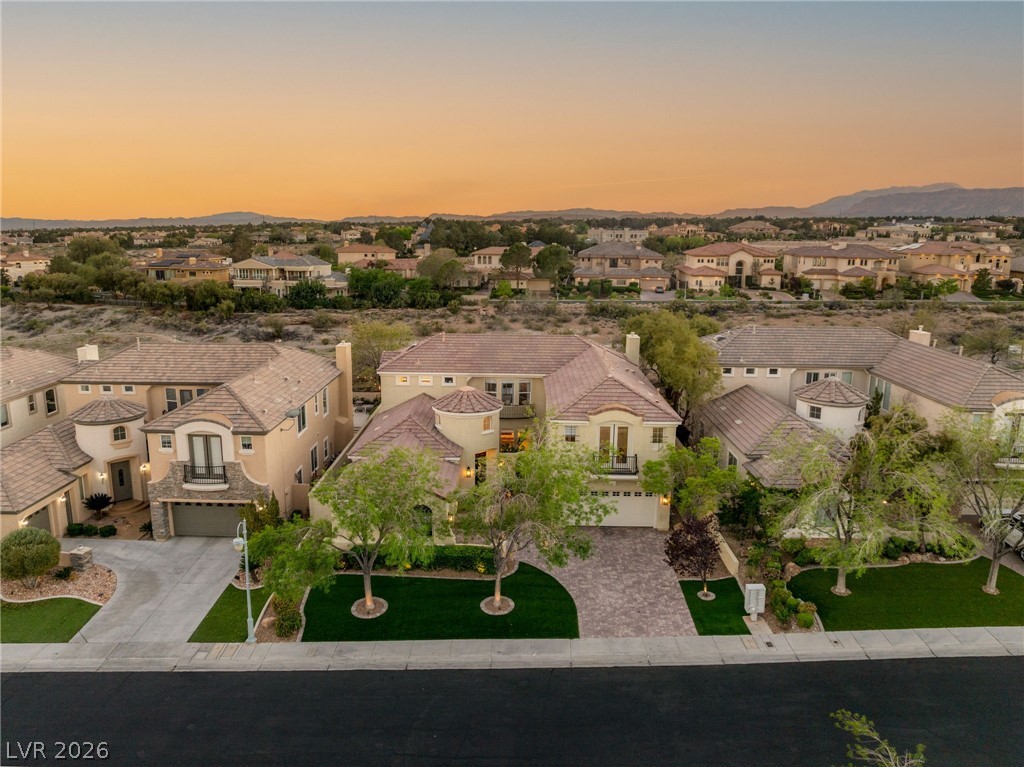 9313 Queen Charlotte Drive Las Vegas NV 89145