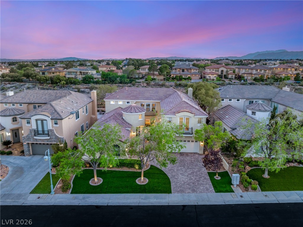 9313 Queen Charlotte Drive Las Vegas NV 89145