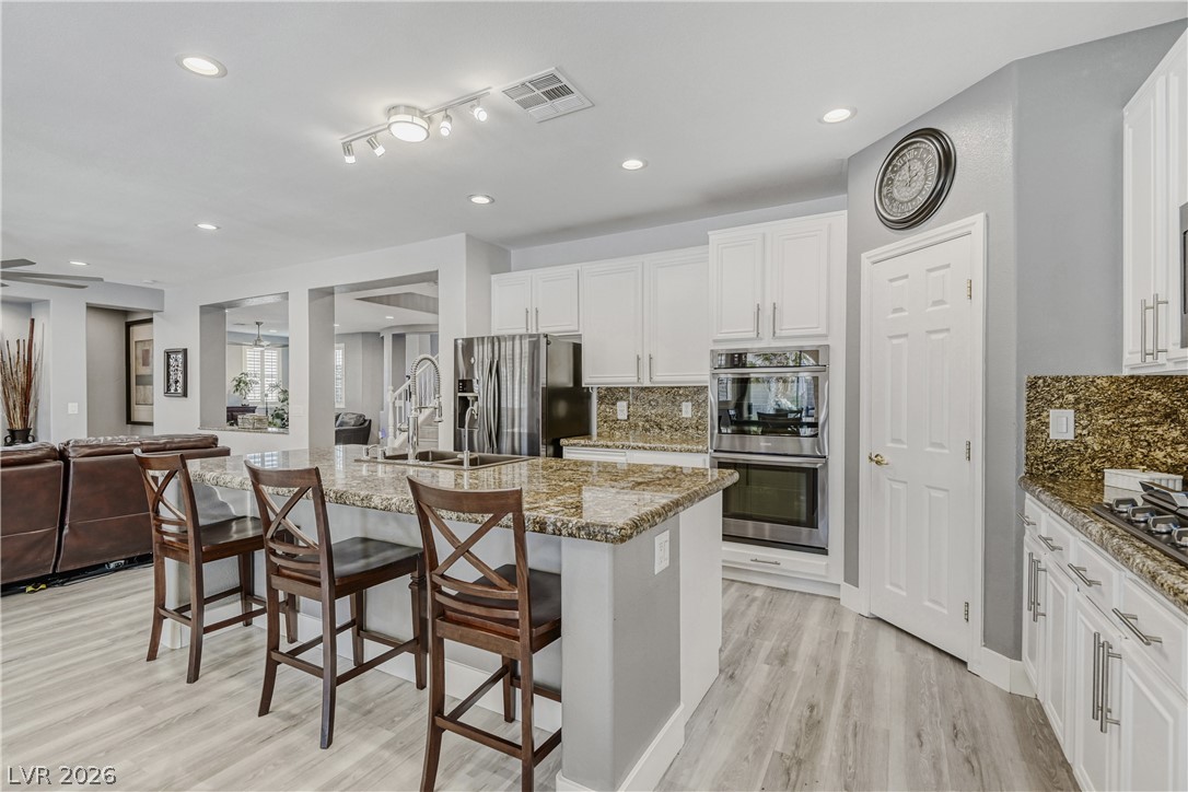 6103 Sundown Crest Street Las Vegas NV 89113