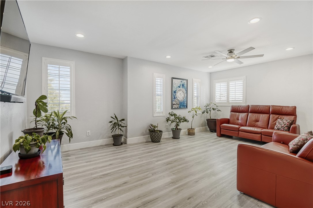 6103 Sundown Crest Street Las Vegas NV 89113