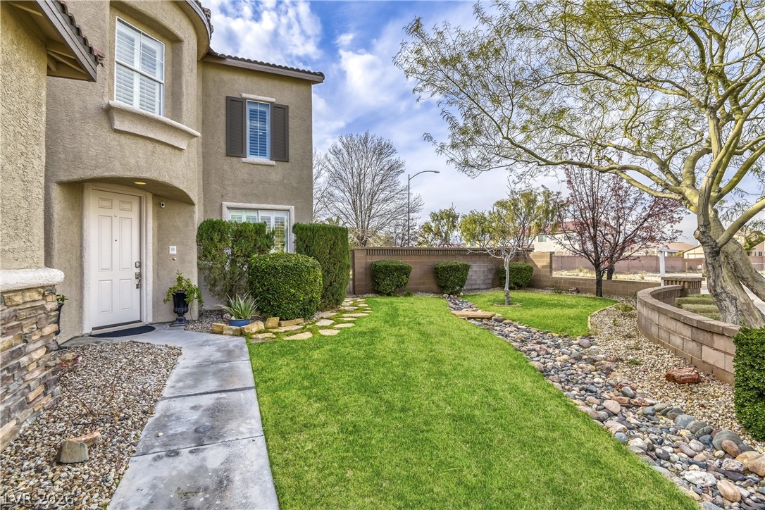 6103 Sundown Crest Street Las Vegas NV 89113