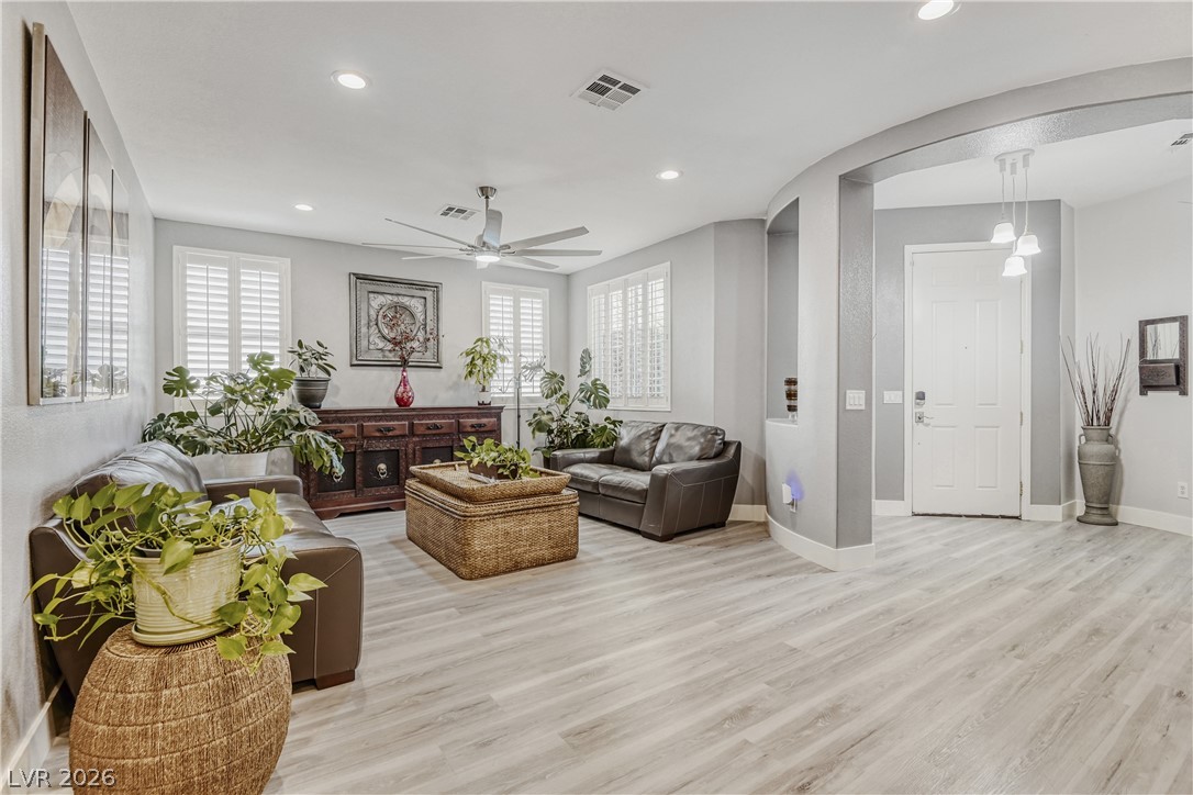 6103 Sundown Crest Street Las Vegas NV 89113
