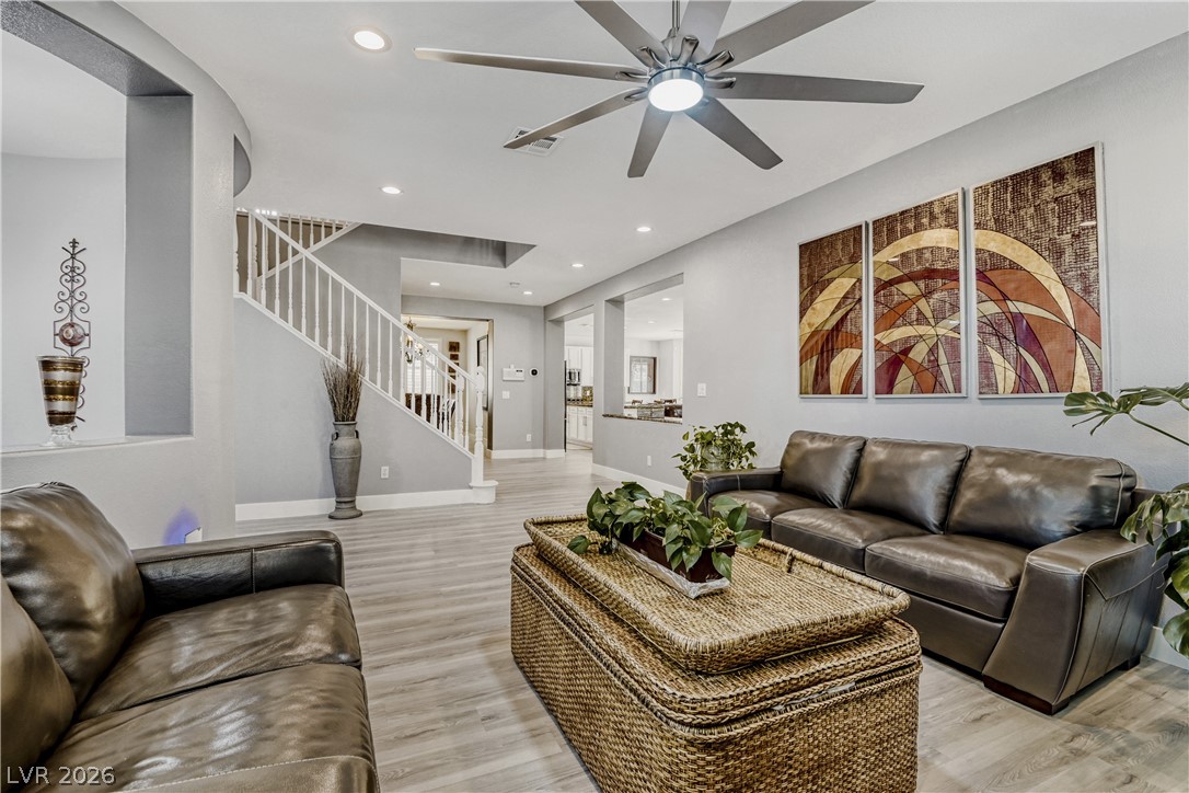 6103 Sundown Crest Street Las Vegas NV 89113