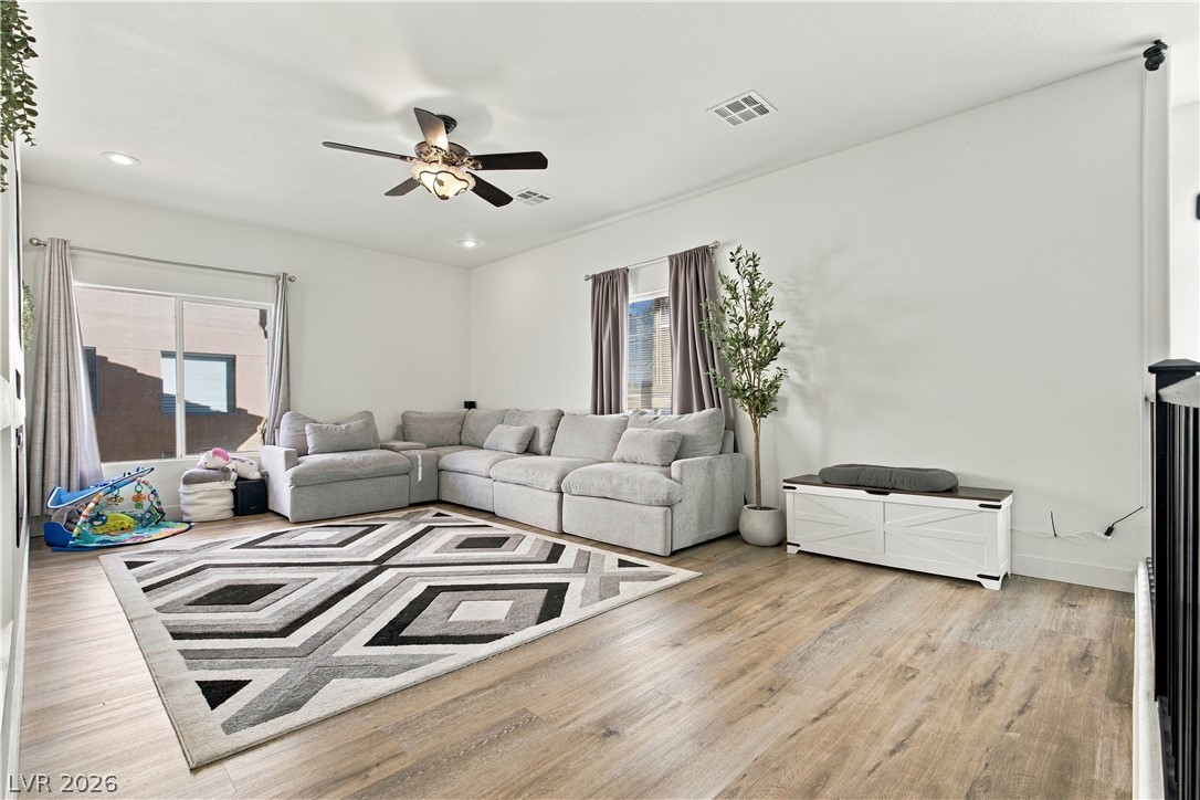 6034 Genovese Avenue Las Vegas NV 89141