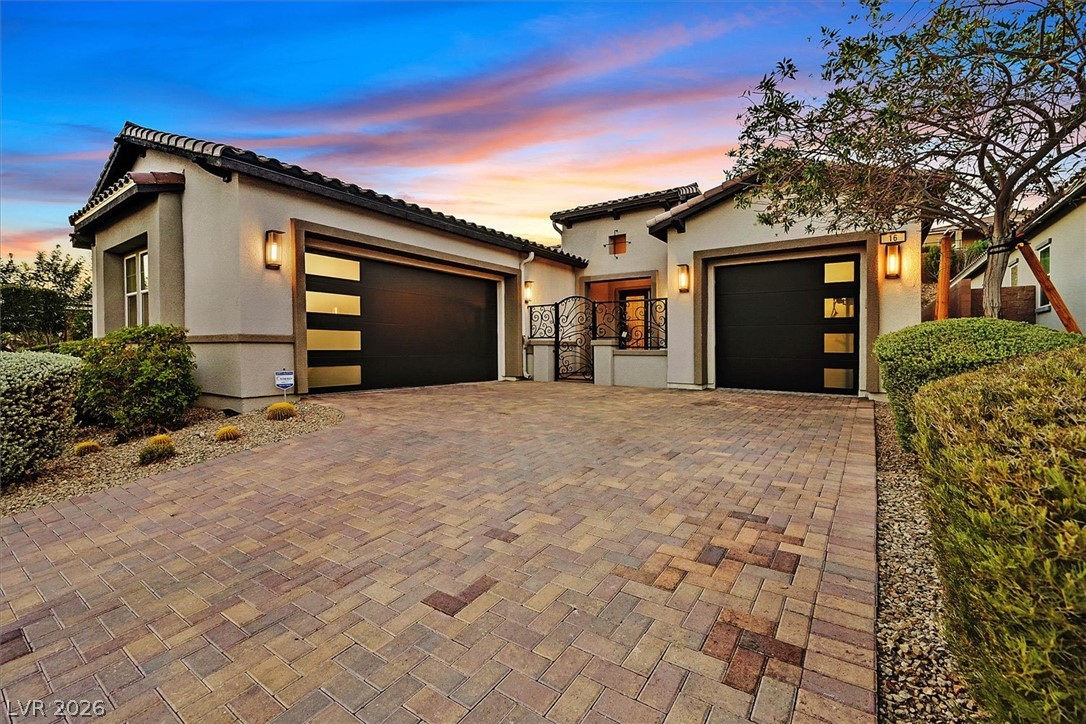 16 Via Tiberina Henderson NV 89011