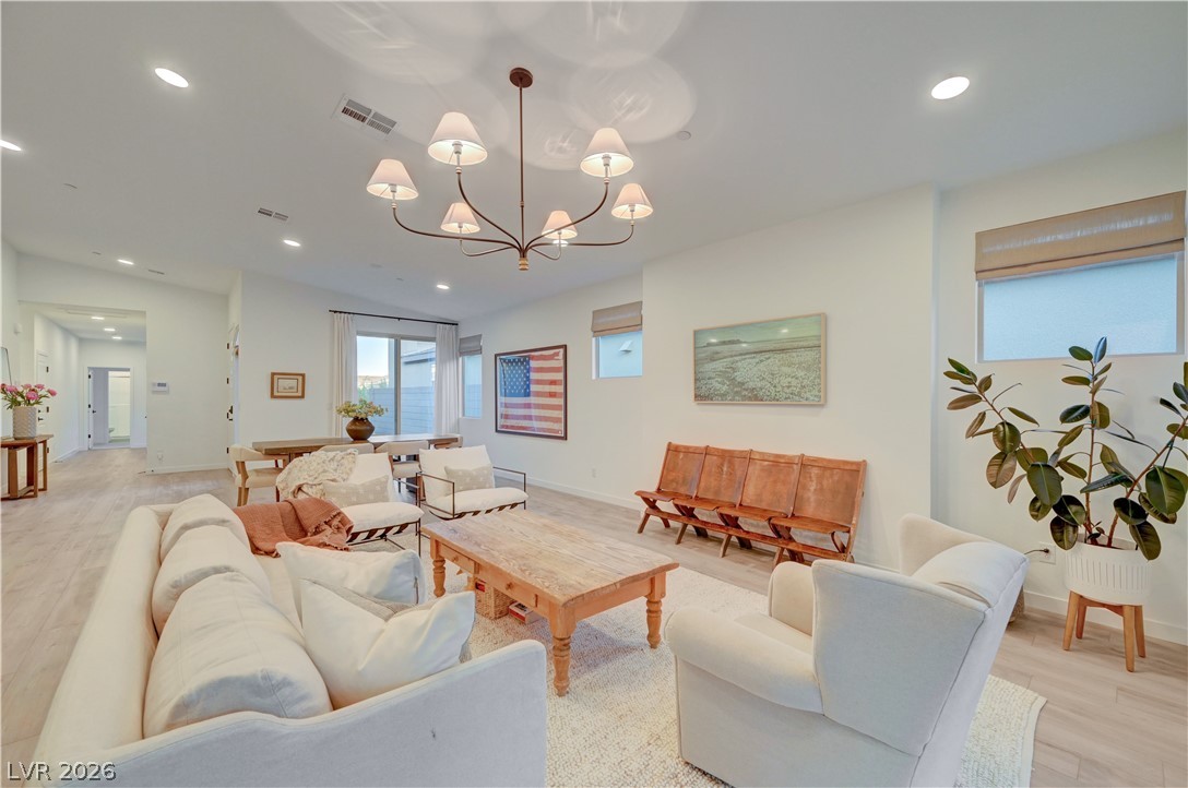 10151 Evergreen Pine Street Las Vegas NV 89166