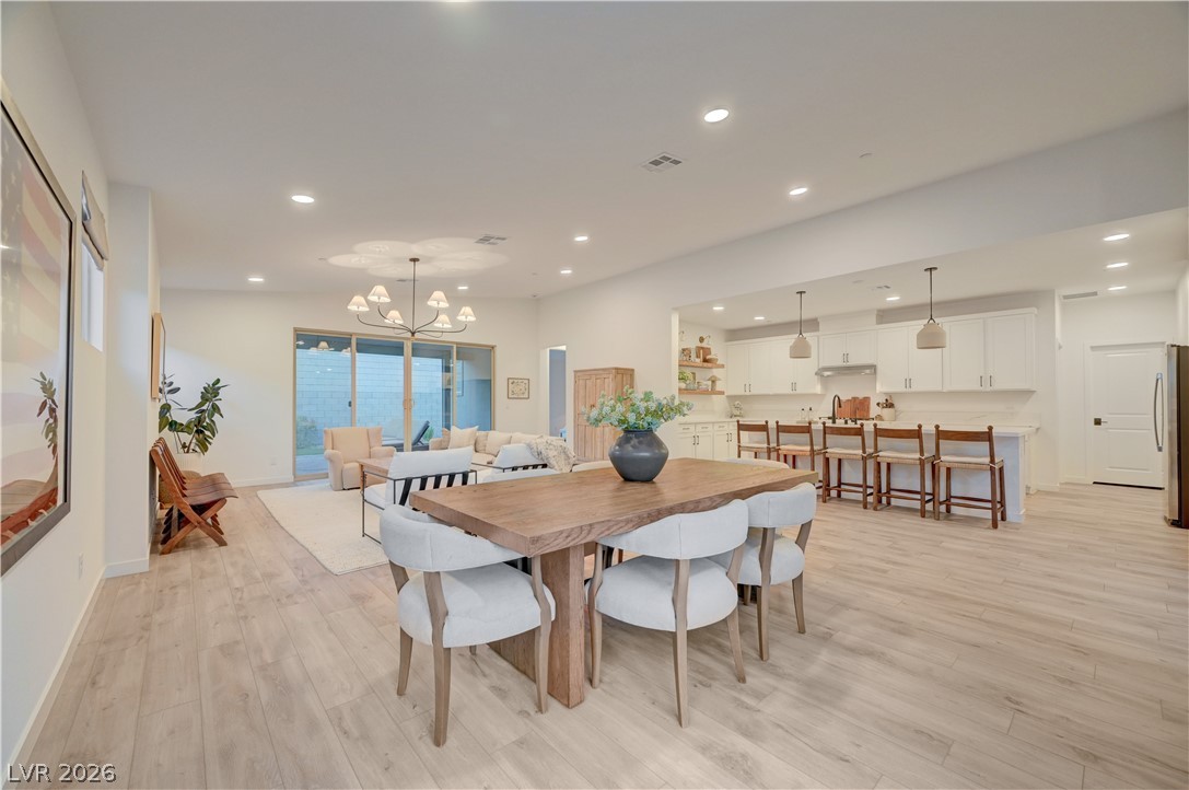 10151 Evergreen Pine Street Las Vegas NV 89166