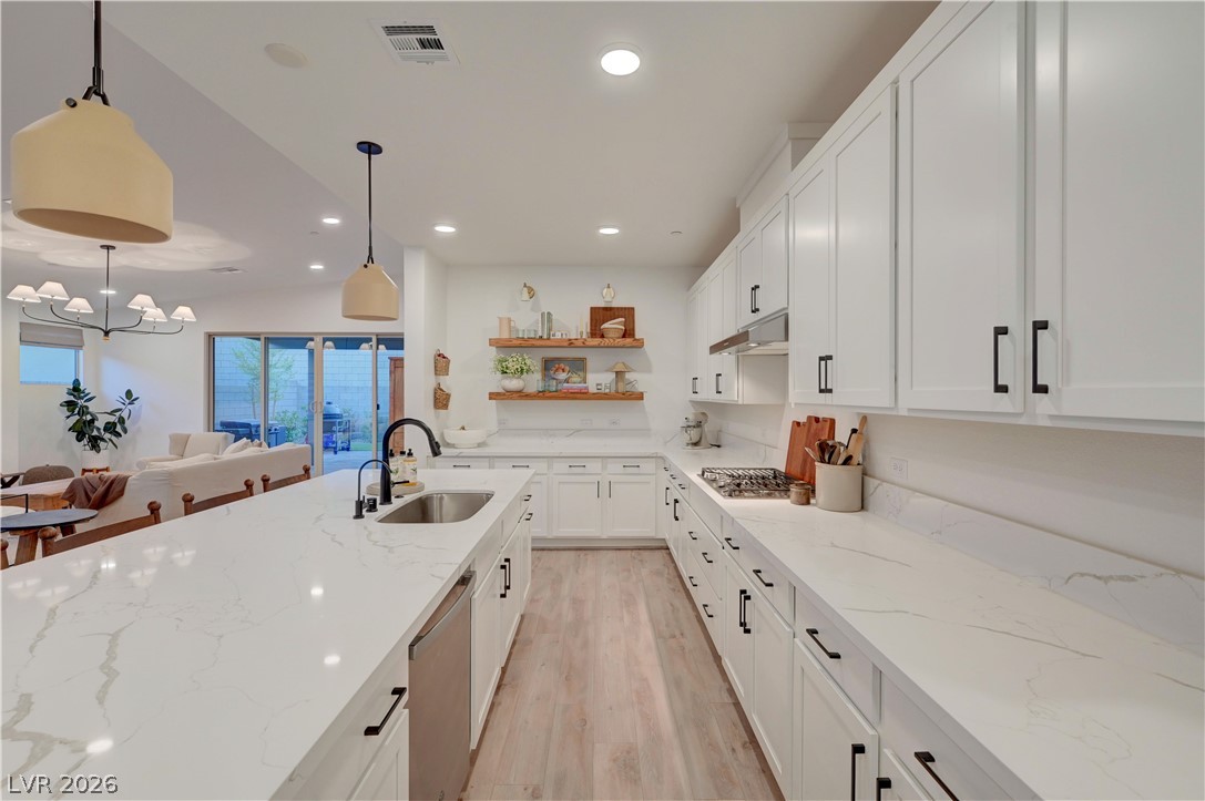 10151 Evergreen Pine Street Las Vegas NV 89166