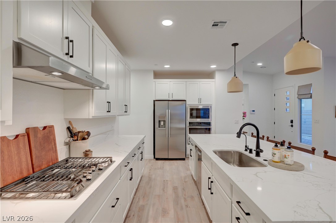 10151 Evergreen Pine Street Las Vegas NV 89166