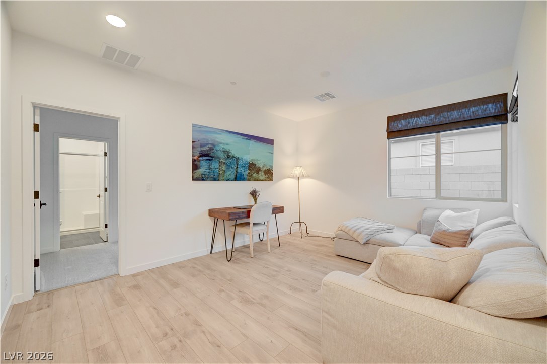 10151 Evergreen Pine Street Las Vegas NV 89166
