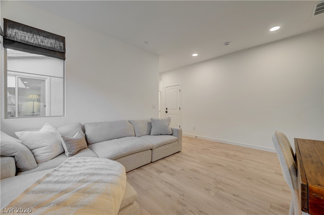 10151 Evergreen Pine Street Las Vegas NV 89166