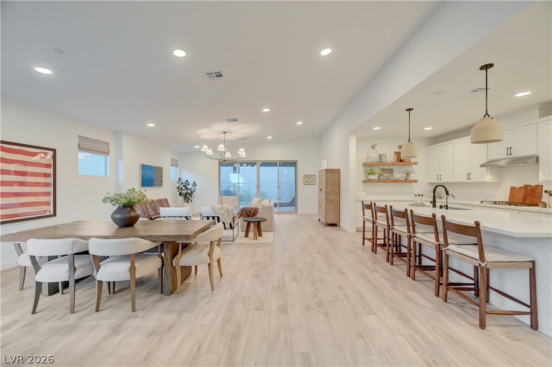 10151 Evergreen Pine Street Las Vegas NV 89166