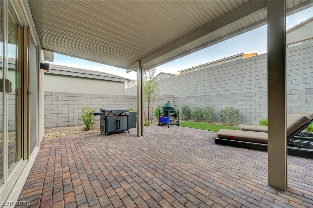 10151 Evergreen Pine Street Las Vegas NV 89166