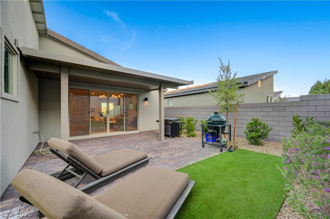 10151 Evergreen Pine Street Las Vegas NV 89166