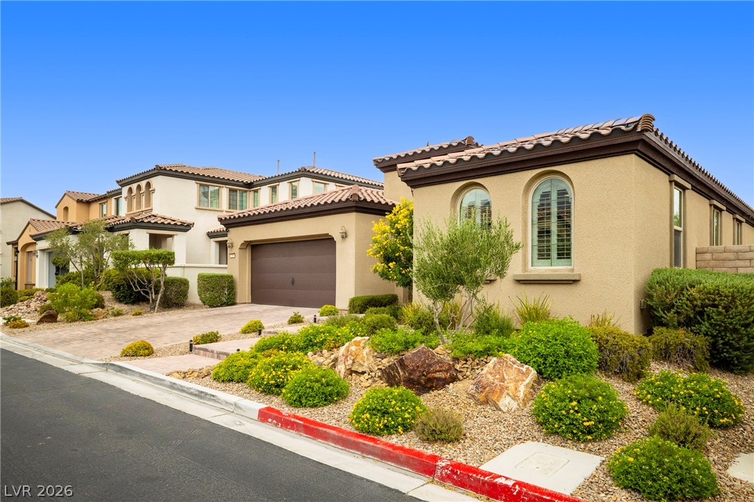 530 Hunter Flat Street Las Vegas NV 89138