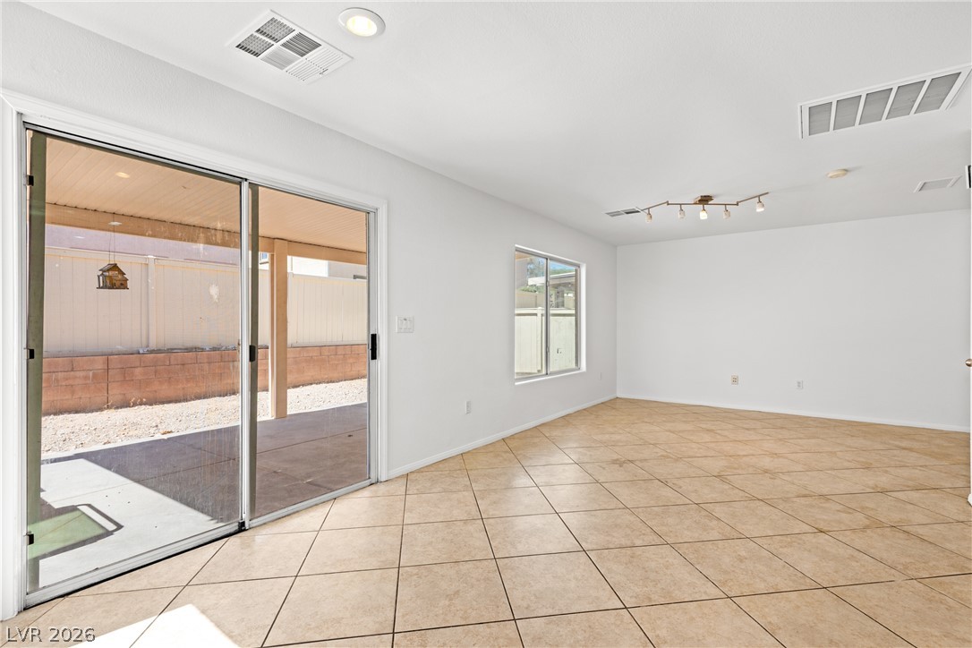 6511 Blessed Thistle Avenue Las Vegas NV 89141