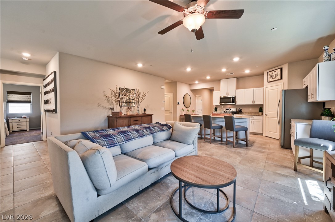 10095 Sequoia Falls Place Las Vegas NV 89149