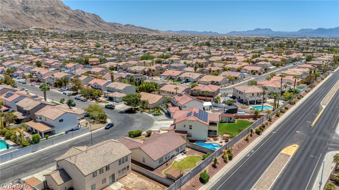 1035 Devon Lake Street Las Vegas NV 89110