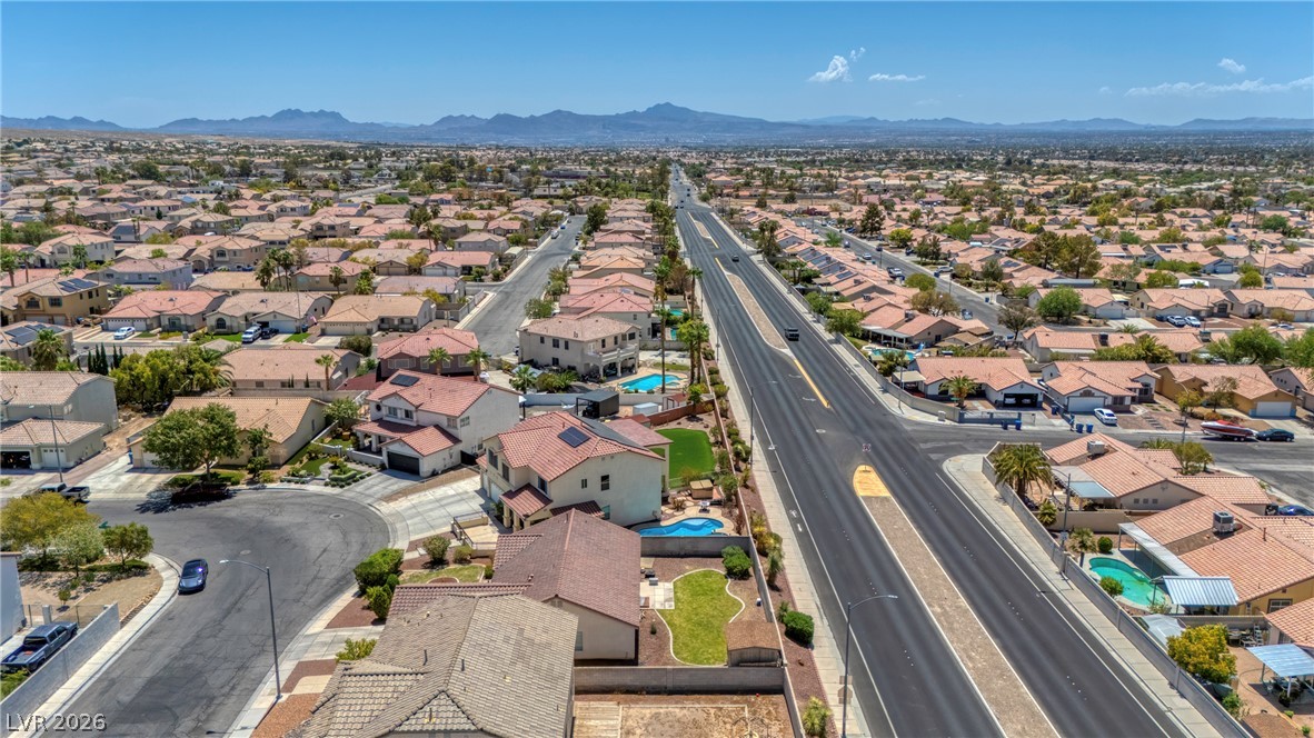 1035 Devon Lake Street Las Vegas NV 89110
