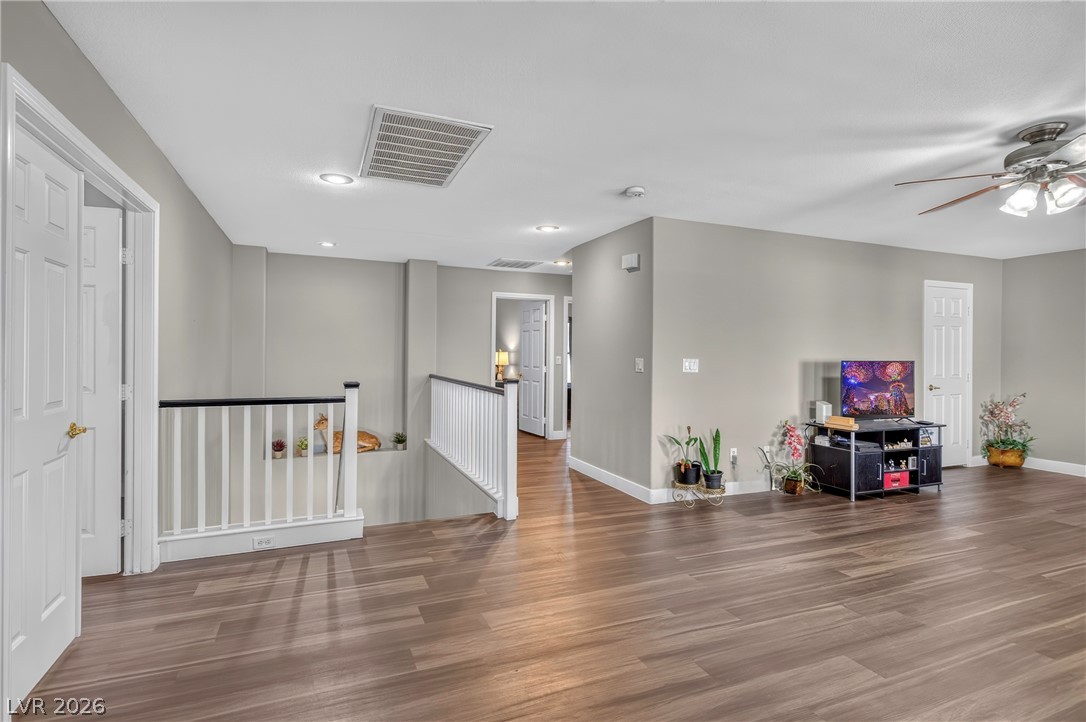 1035 Devon Lake Street Las Vegas NV 89110