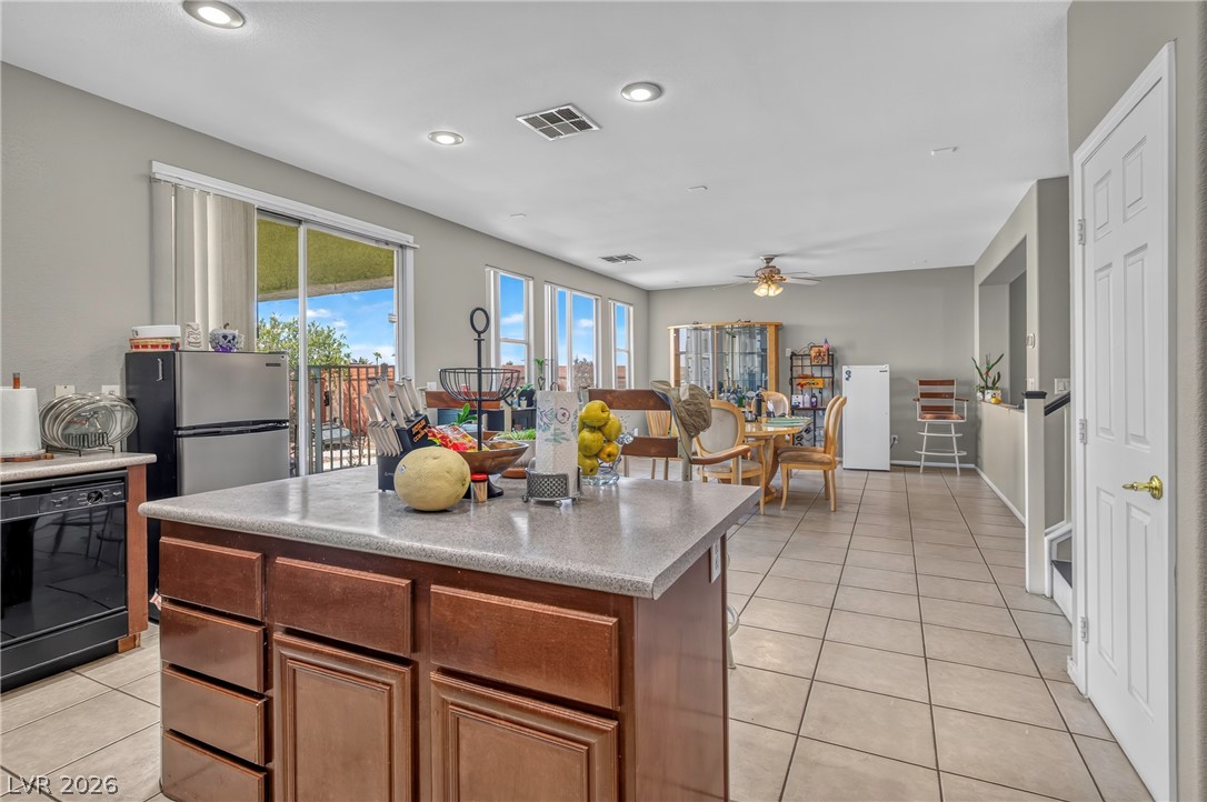 1035 Devon Lake Street Las Vegas NV 89110