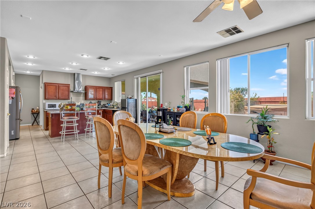 1035 Devon Lake Street Las Vegas NV 89110