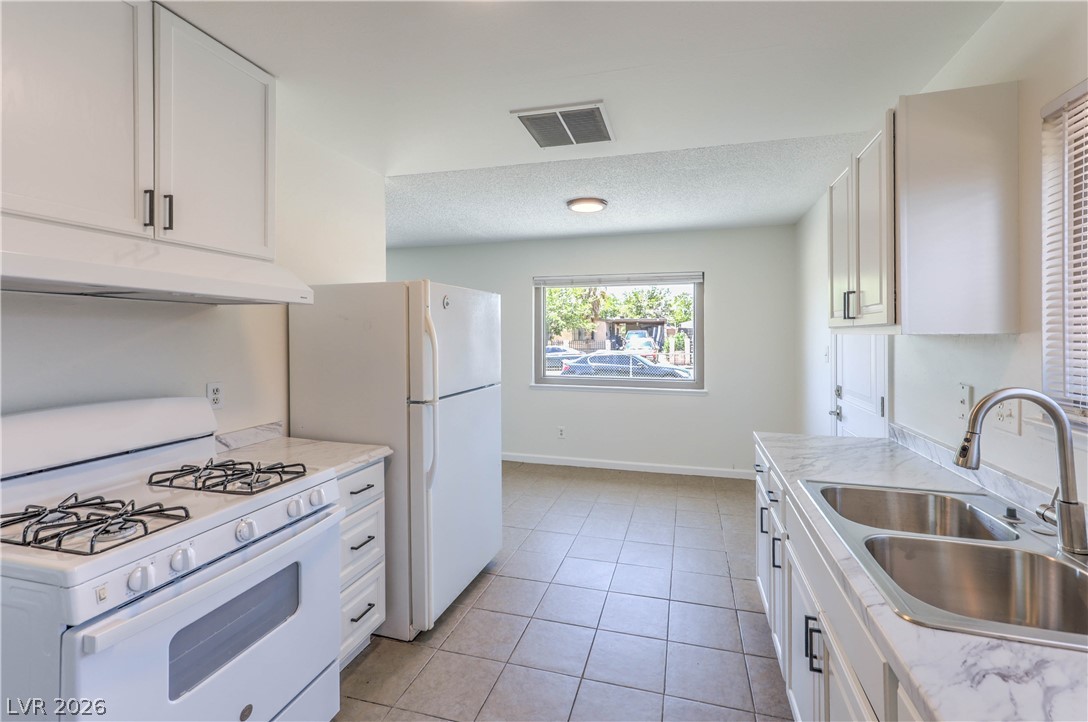 518 Duchess Avenue North Las Vegas NV 89030