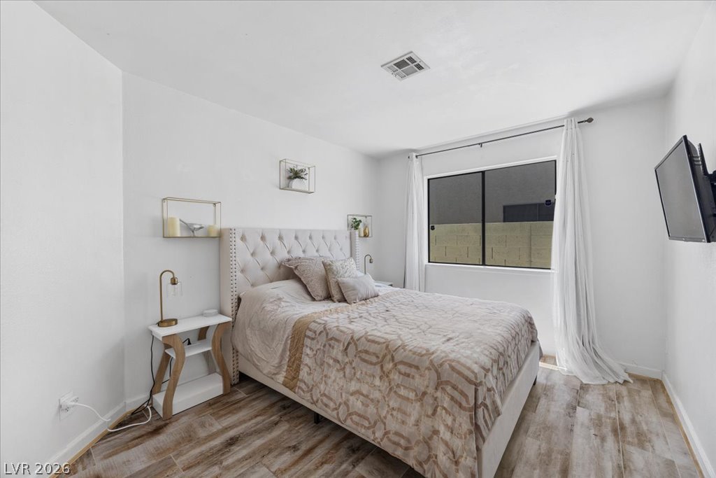 3709 Broxburn Street Las Vegas NV 89108
